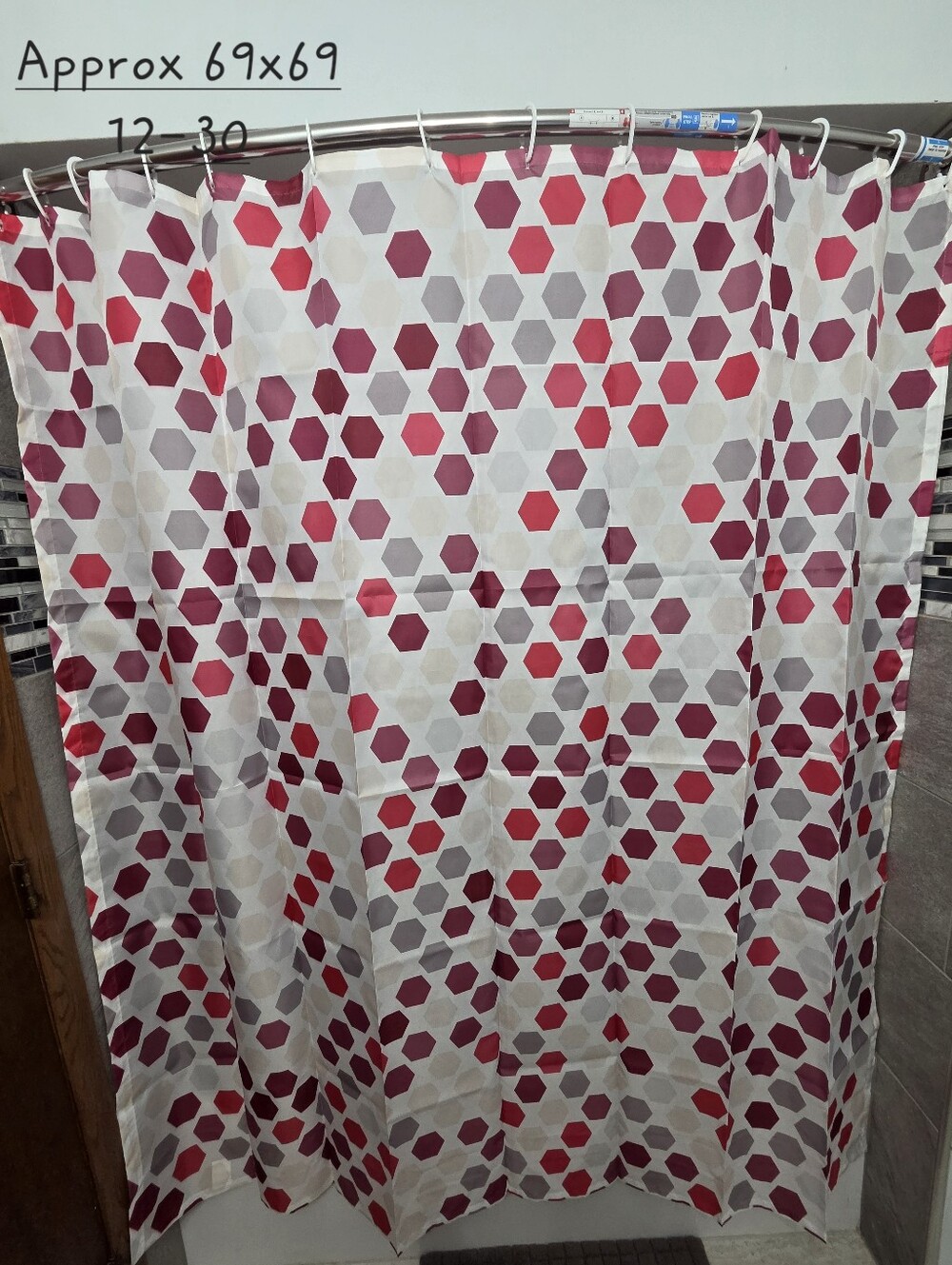 Nwot, Red Hexagon Pattern Shower Curtain - Home Bath